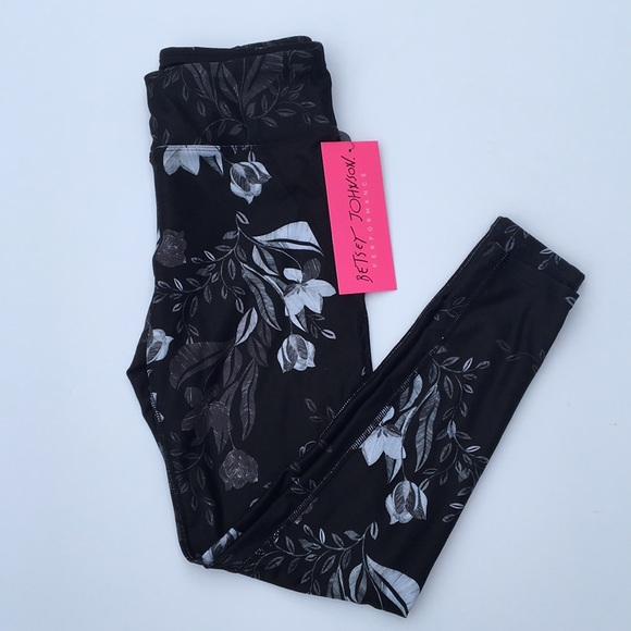 Betsey Johnson Pants - Betsey Johnson performance leggings